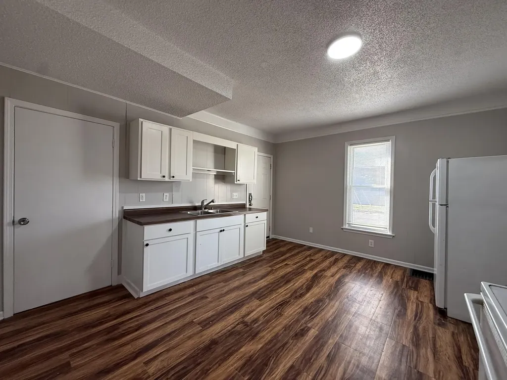 1732 7th Street Muskegon City MI 49441