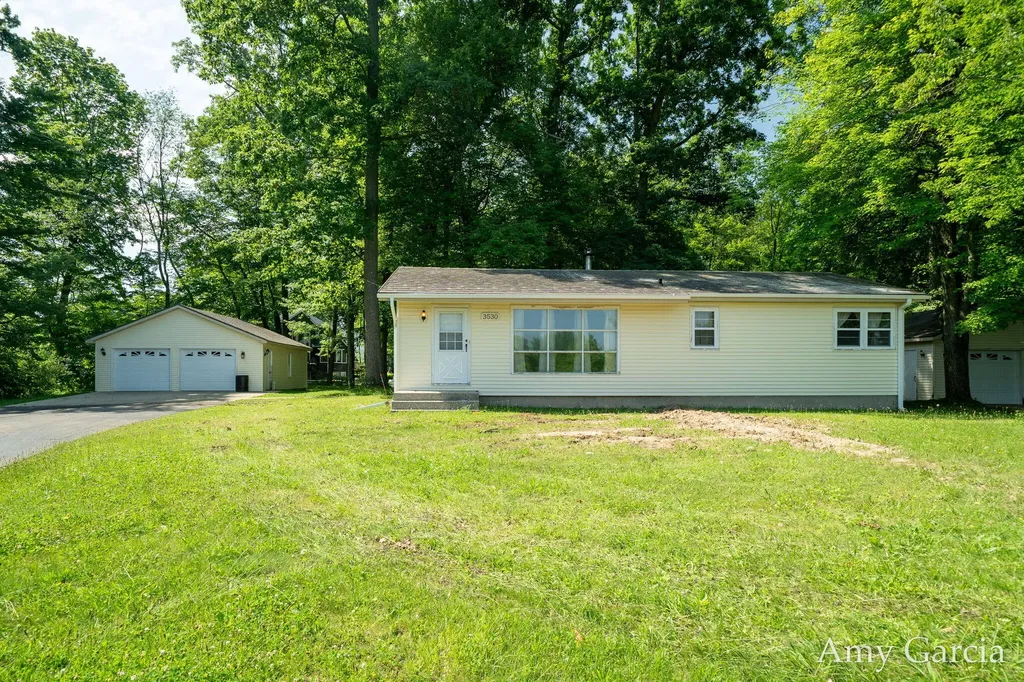 3530 11 Mile Road NE Algoma Township MI 49341