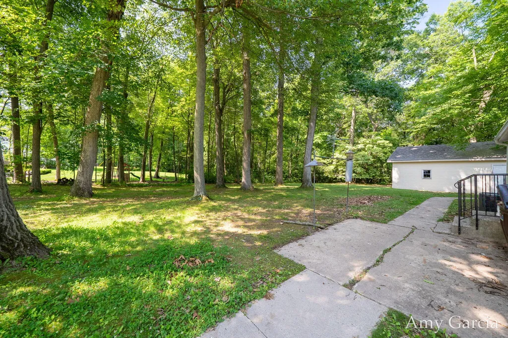 3530 11 Mile Road NE Algoma Township MI 49341