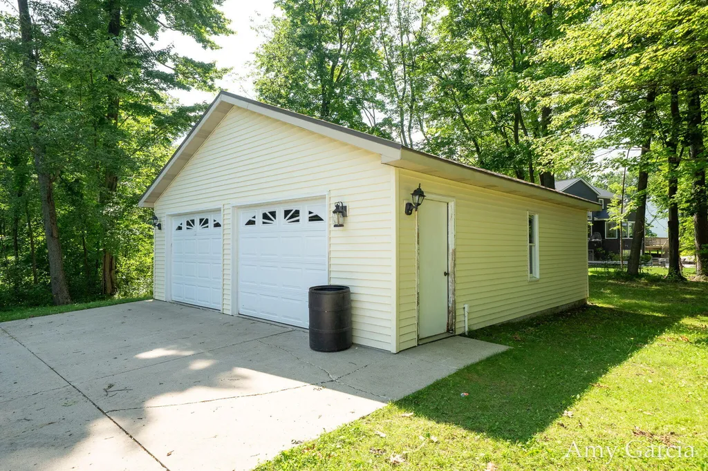 3530 11 Mile Road NE Algoma Township MI 49341
