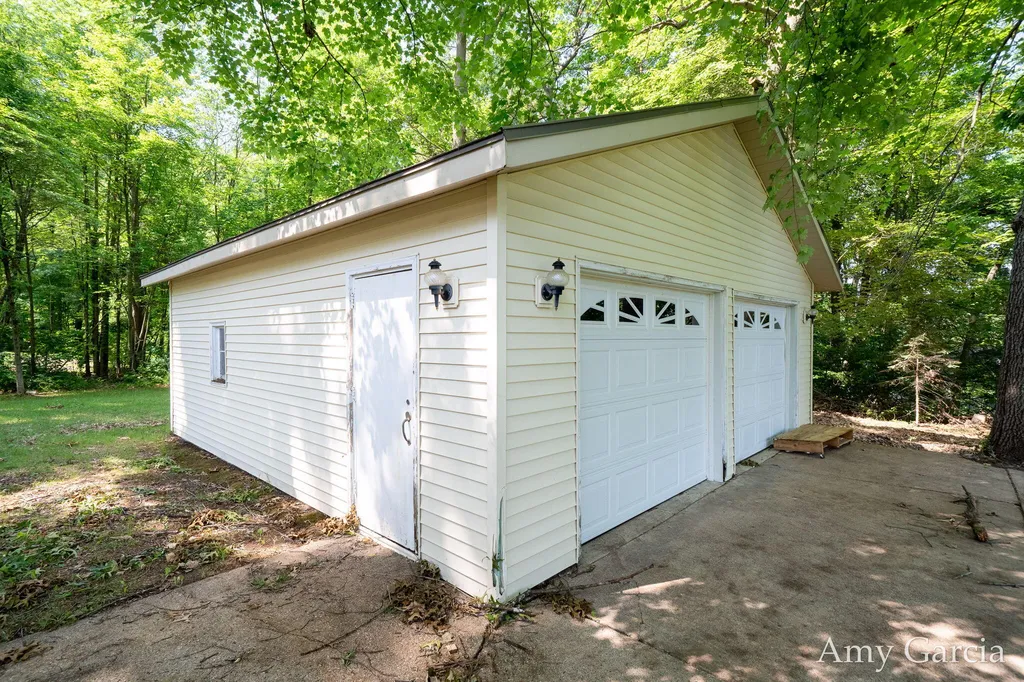 3530 11 Mile Road NE Algoma Township MI 49341