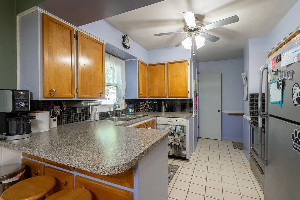 2535 Powers Avenue NW Walker City MI 49544