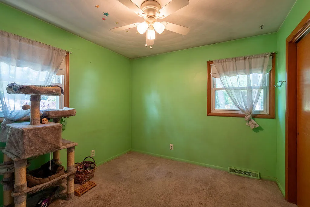 2535 Powers Avenue NW Walker City MI 49544