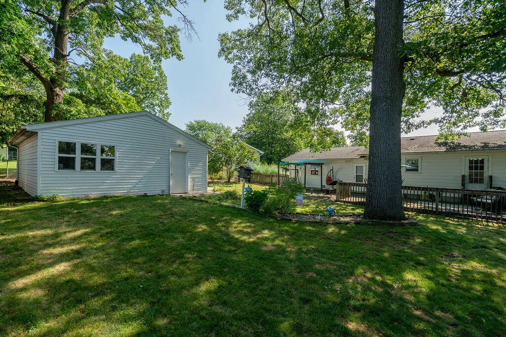 2535 Powers Avenue NW Walker City MI 49544