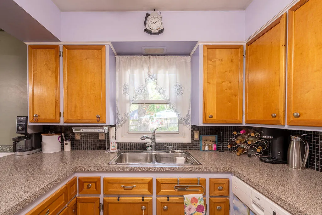 2535 Powers Avenue NW Walker City MI 49544