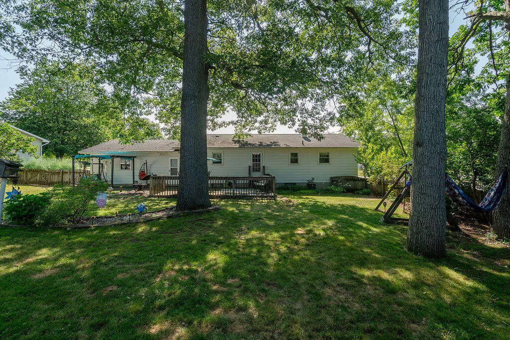 2535 Powers Avenue NW Walker City MI 49544