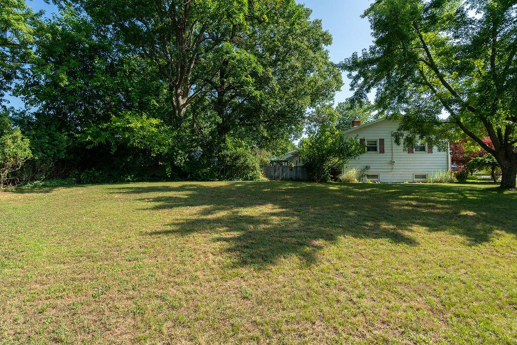 2535 Powers Avenue NW Walker City MI 49544