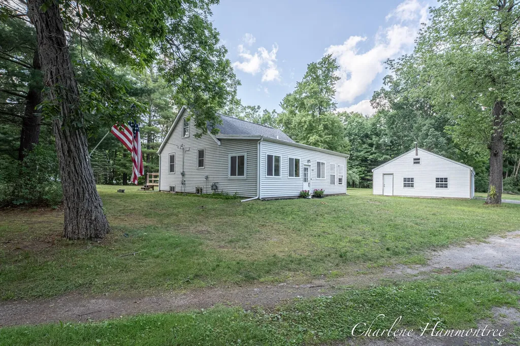 8430 Nugent Avenue NE Oakfield Township MI 49341