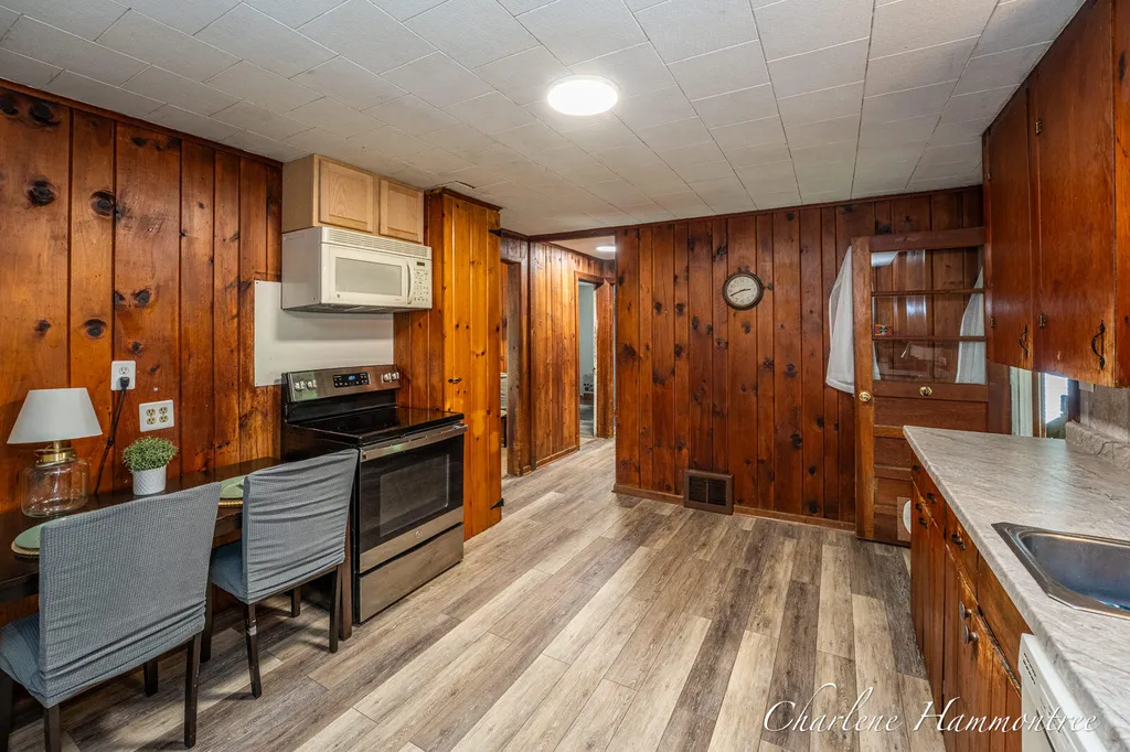 8430 Nugent Avenue NE Oakfield Township MI 49341