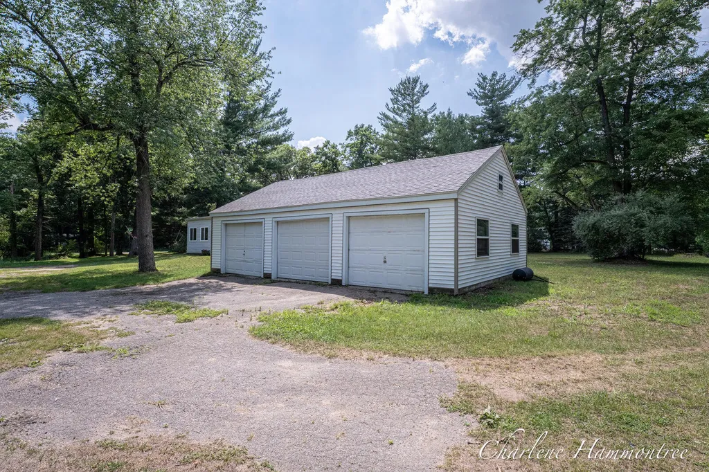 8430 Nugent Avenue NE Oakfield Township MI 49341