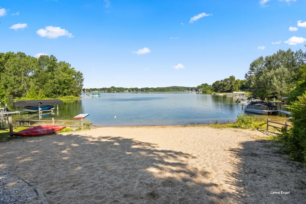 5157 Highland Drive Unknown City MI 49685