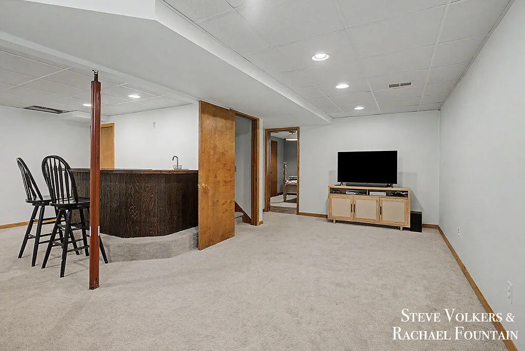 254 Elemeda Street Holland Charter Township MI 49424