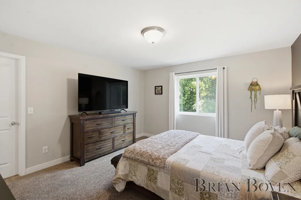 13346 Sunset View Drive NE Solon Township MI 49319