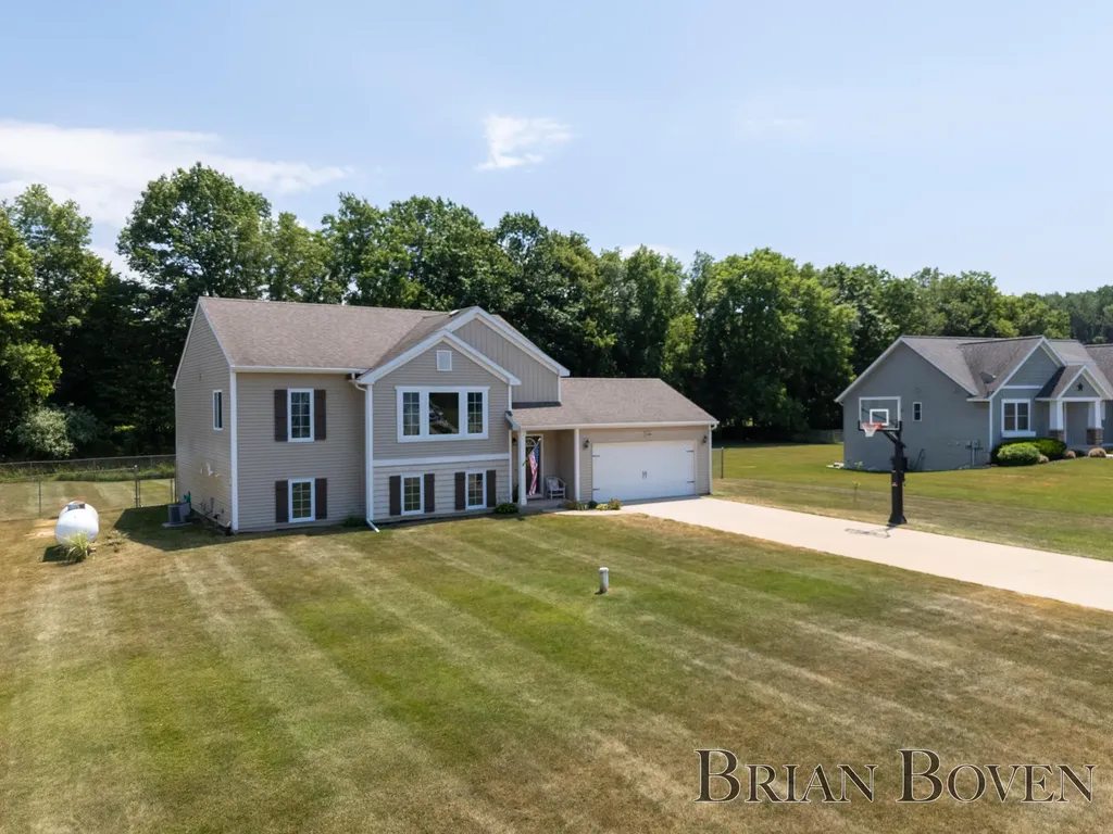 13346 Sunset View Drive NE Solon Township MI 49319