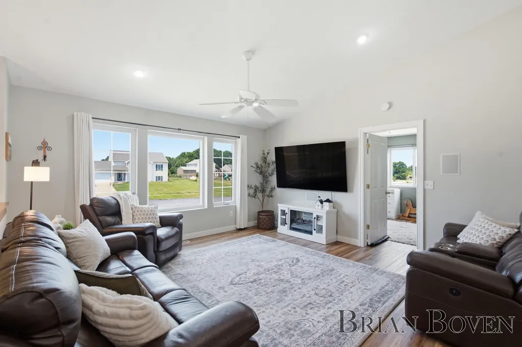 13346 Sunset View Drive NE Solon Township MI 49319