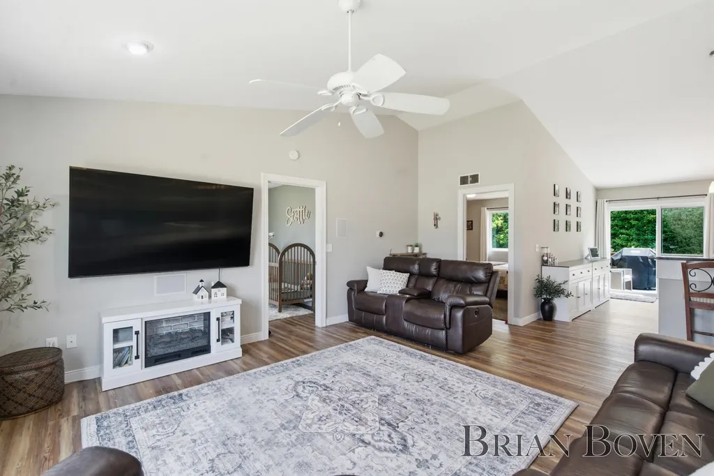 13346 Sunset View Drive NE Solon Township MI 49319
