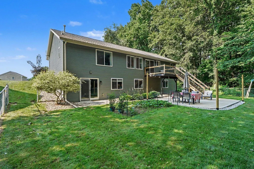 944 Oak Brook Court Middleville Village MI 49333
