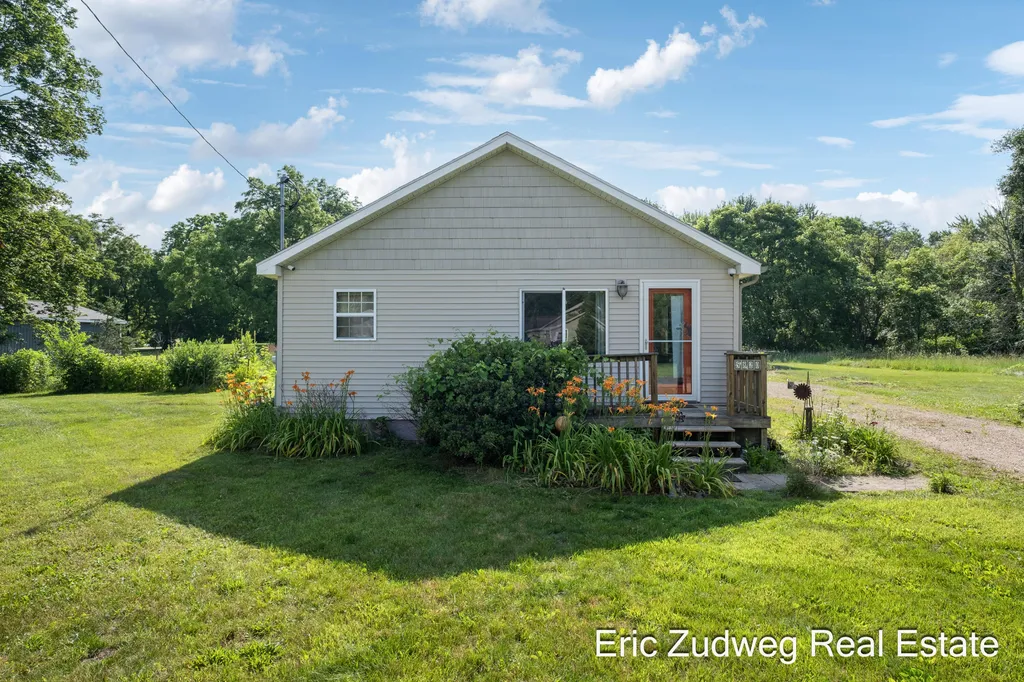 5820 N 20th Street Cooper Charter Township MI 49004