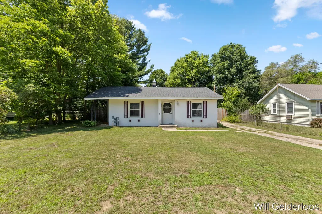 485 Park Street Wayland City MI 49348