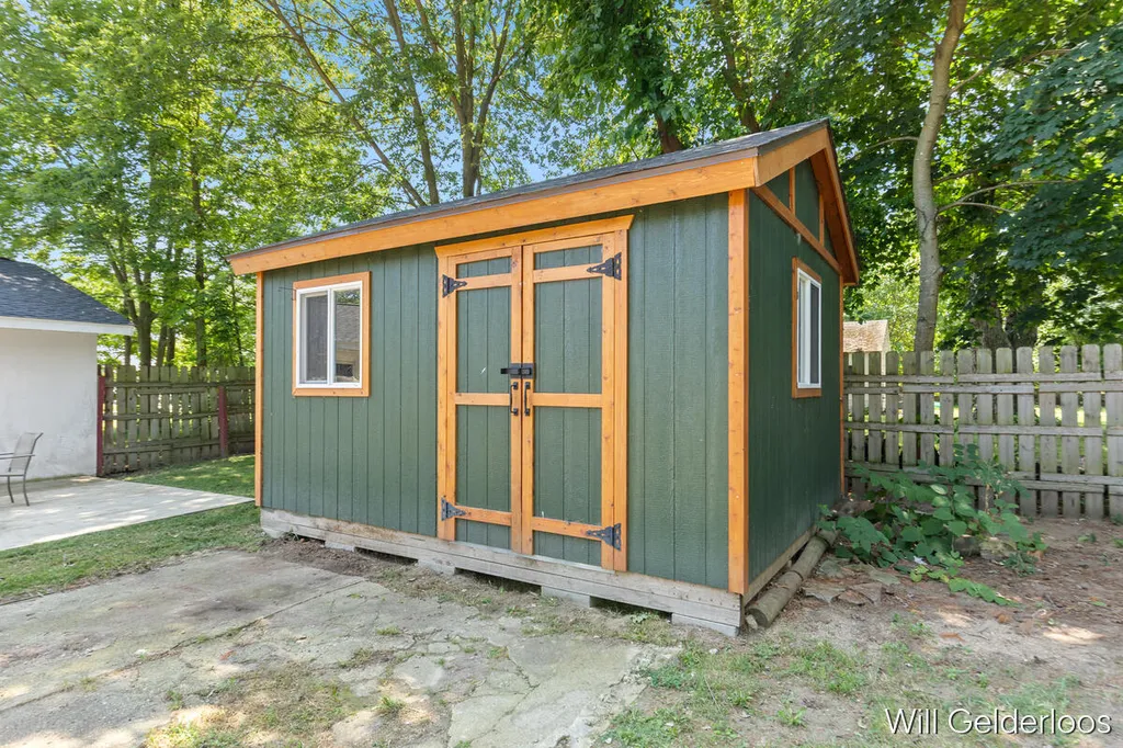 485 Park Street Wayland City MI 49348