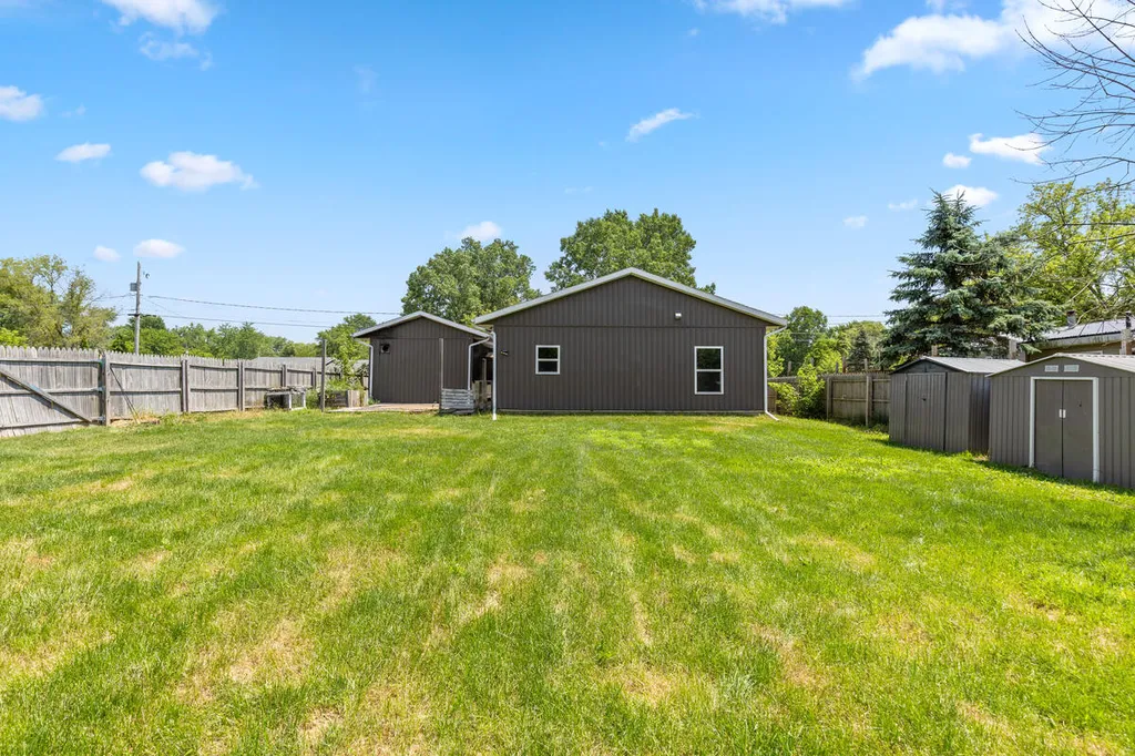 335 N 2nd Street Stanton City MI 48888