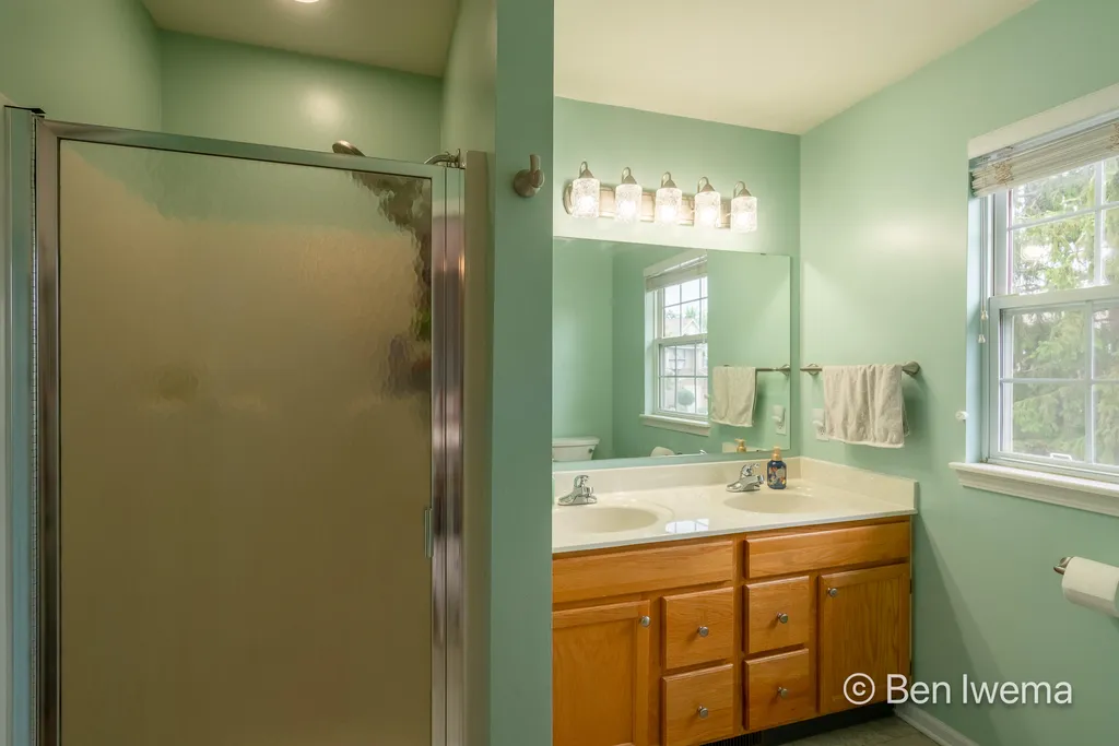 3916 Old Elm Drive SE Kentwood City MI 49512