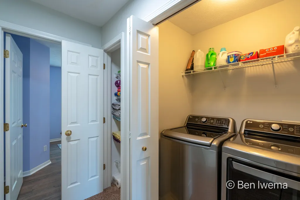 3916 Old Elm Drive SE Kentwood City MI 49512