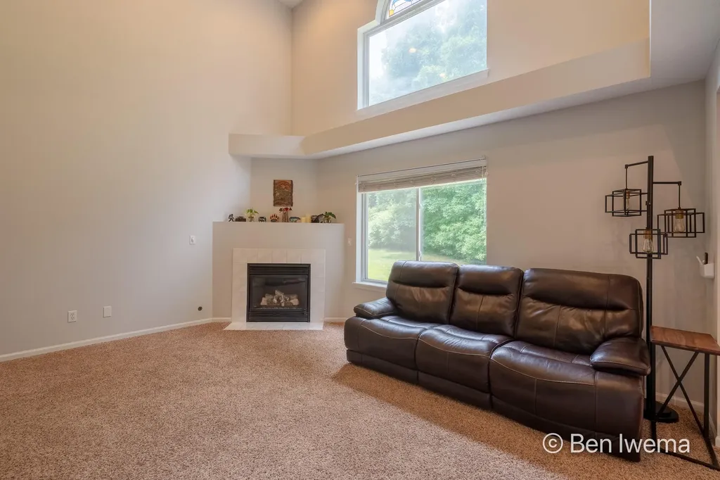 3916 Old Elm Drive SE Kentwood City MI 49512