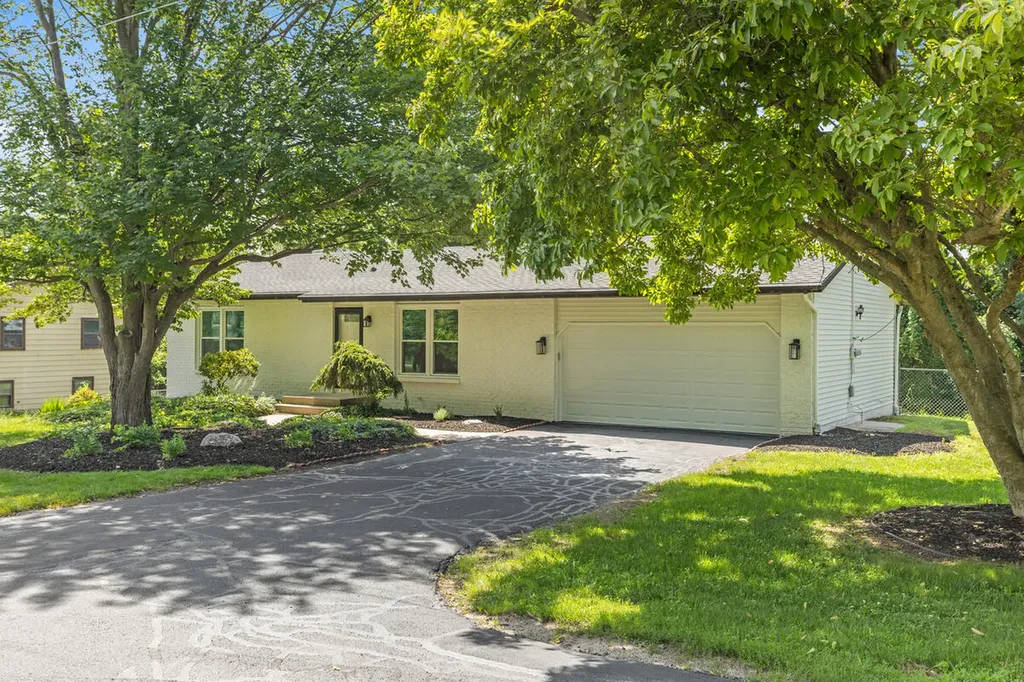 86 7 Mile Road NE Plainfield Charter Township MI 49321