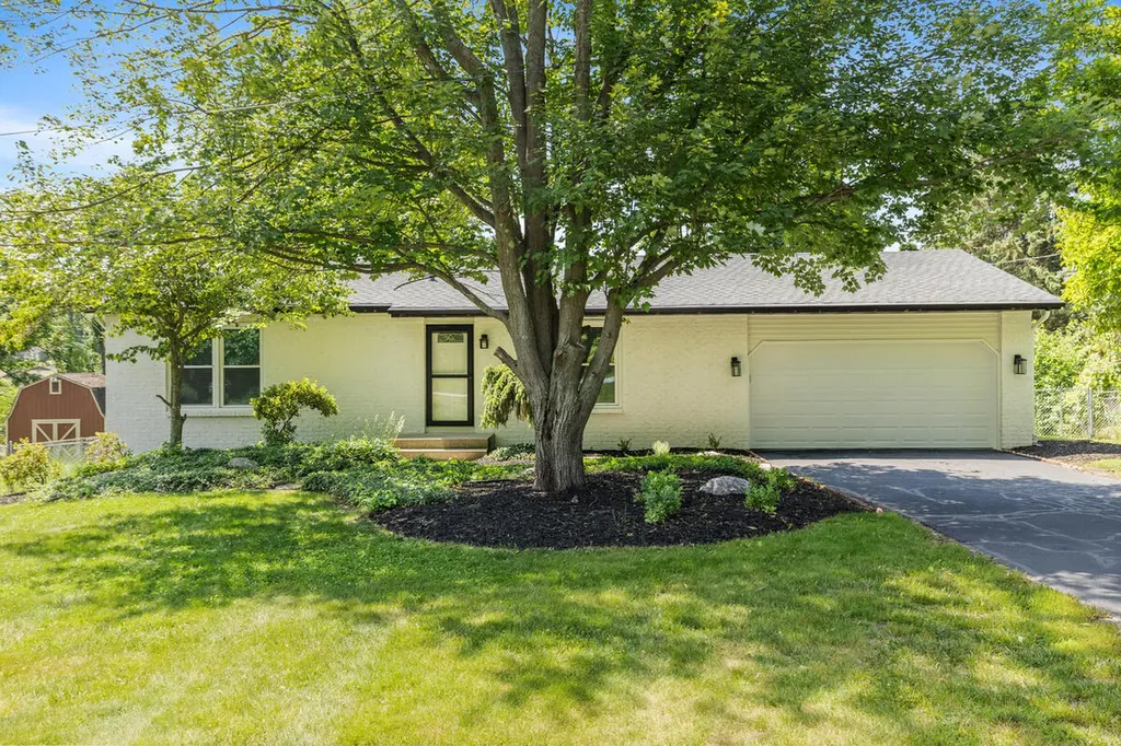 86 7 Mile Road NE Plainfield Charter Township MI 49321