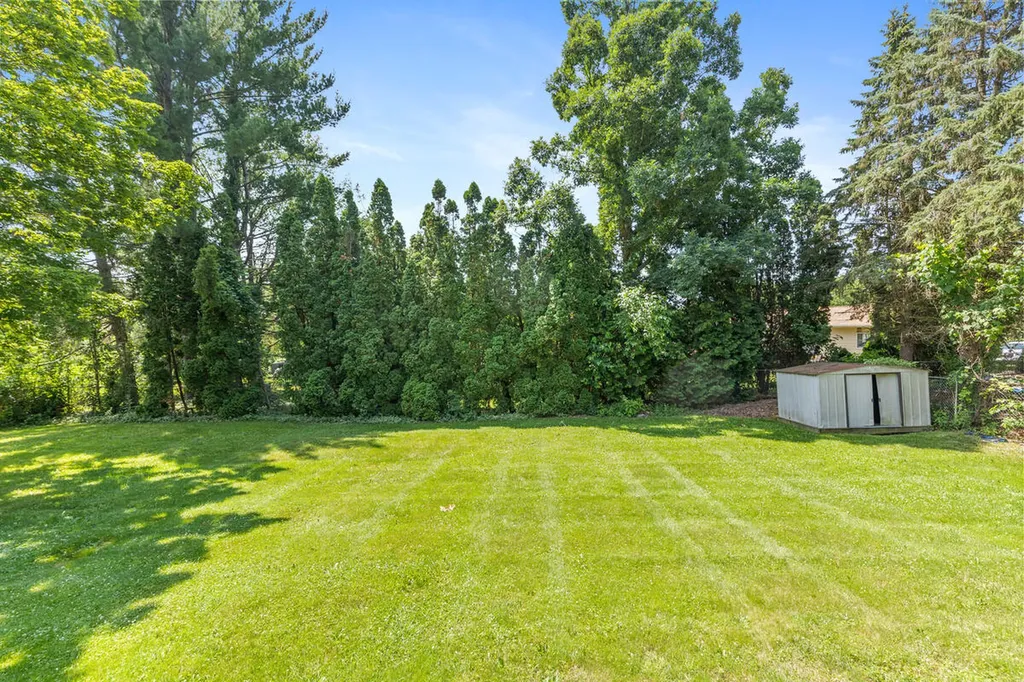 86 7 Mile Road NE Plainfield Charter Township MI 49321