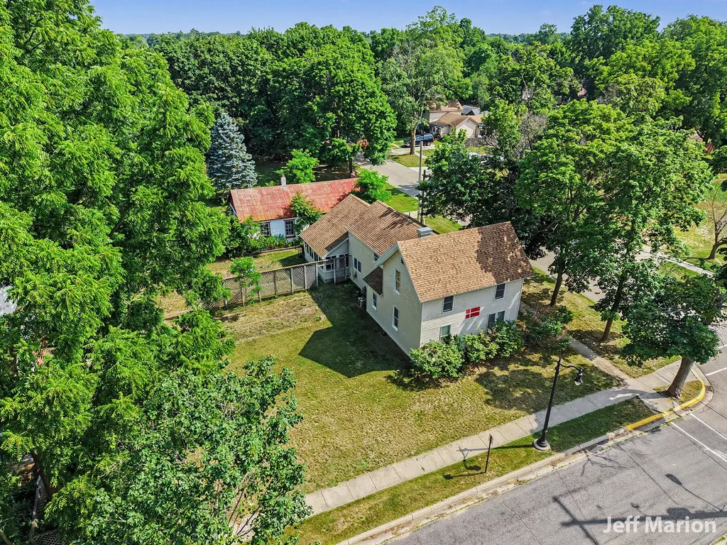 301 N Clay Street Greenville City MI 48838