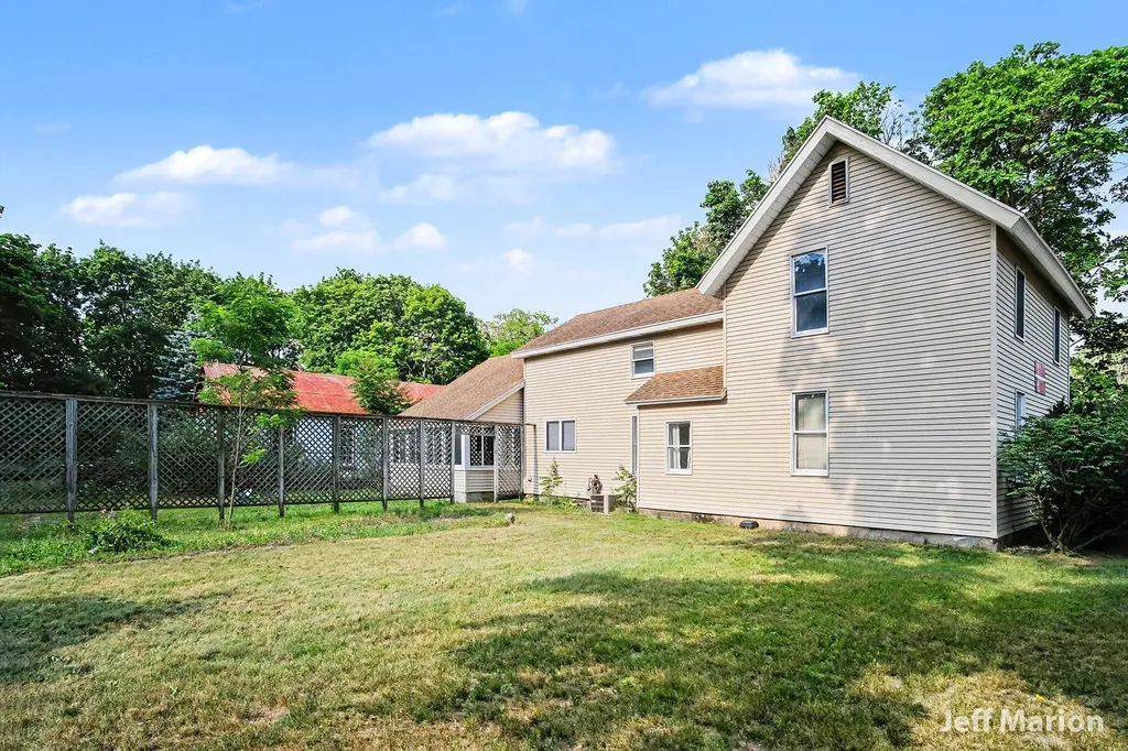 301 N Clay Street Greenville City MI 48838
