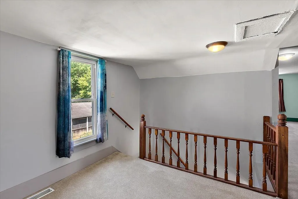 903 Cogswell Street NW Walker City MI 49544