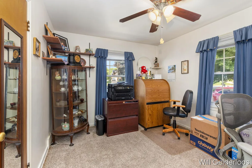 559 Shawmut Boulevard NW Grand Rapids City MI 49504