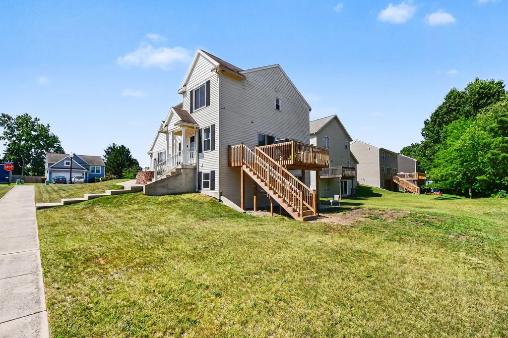 132 Foxtail Drive Ionia City MI 48846