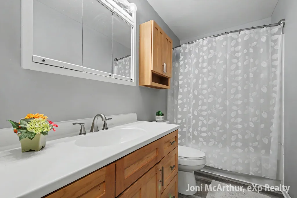 238 Childsdale Avenue NE Rockford City MI 49341