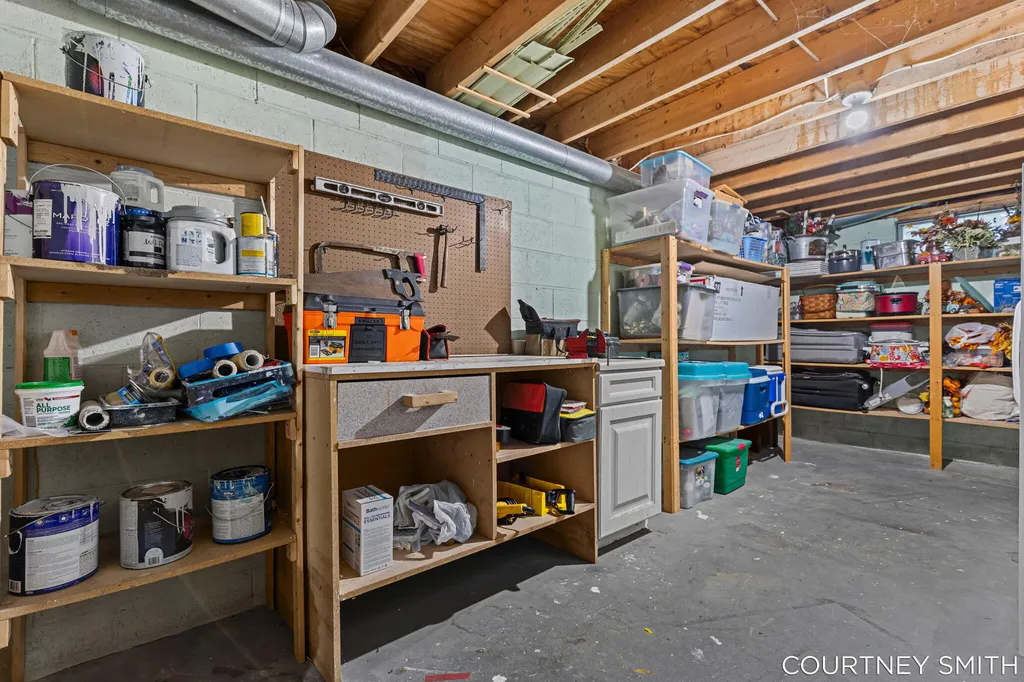 2626 Forest Grove Avenue SW Wyoming City MI 49519