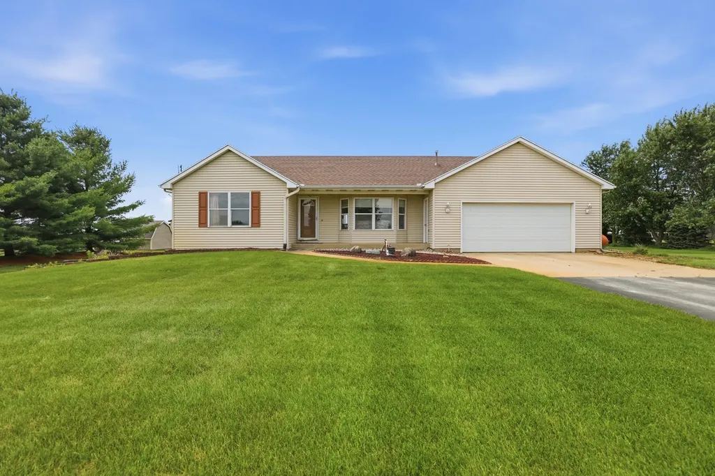 3960 16th Street Dorr Township MI 49348