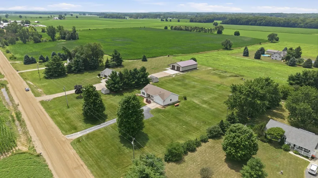 3960 16th Street Dorr Township MI 49348