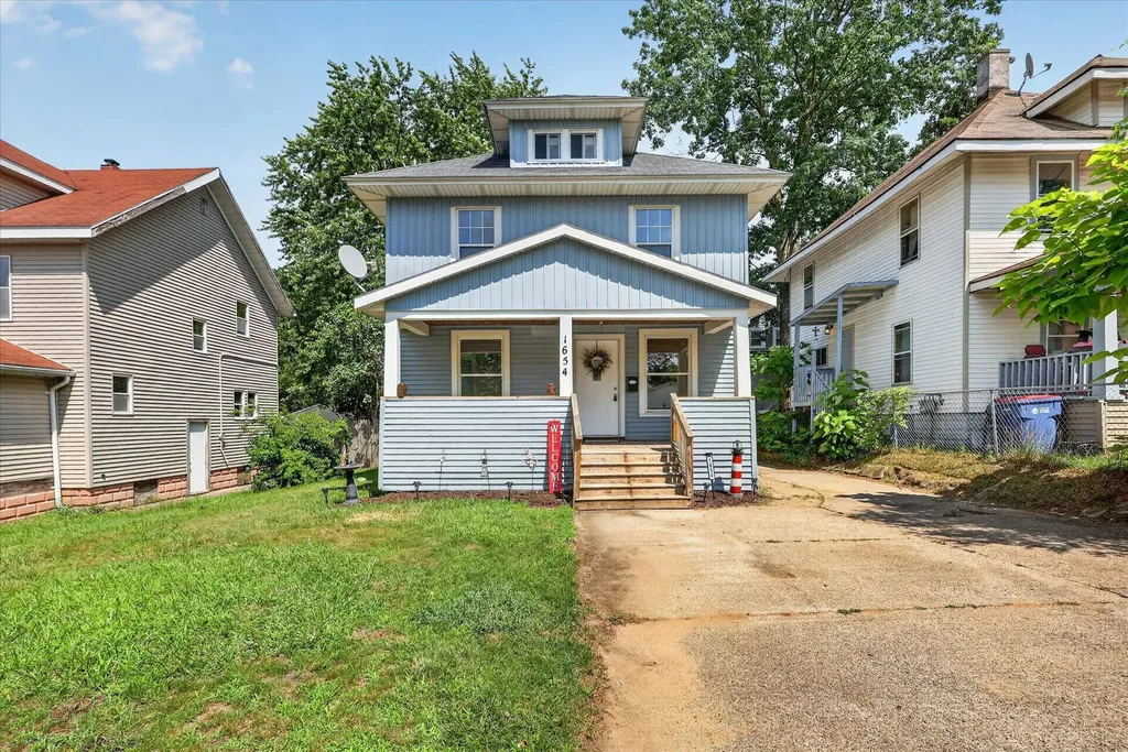 1654 Horton Avenue SE Grand Rapids City MI 49507