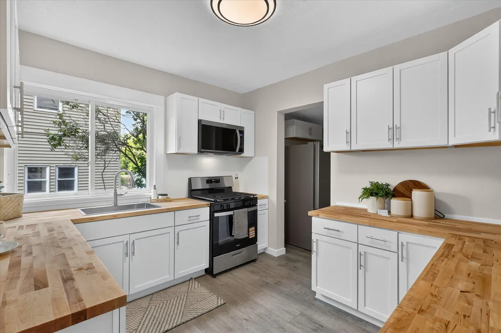1654 Horton Avenue SE Grand Rapids City MI 49507
