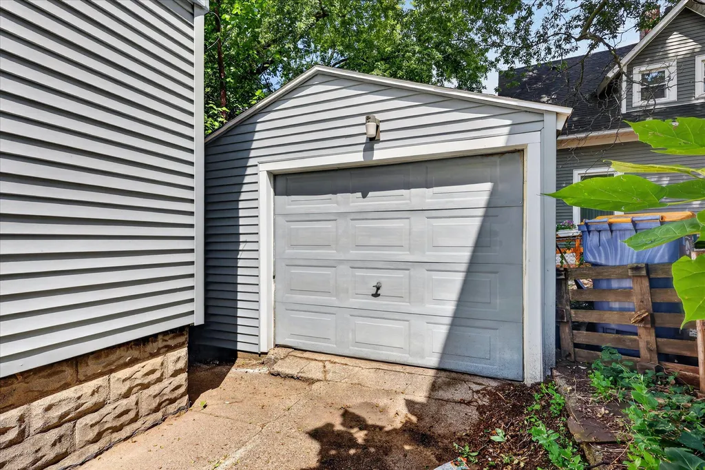 1654 Horton Avenue SE Grand Rapids City MI 49507