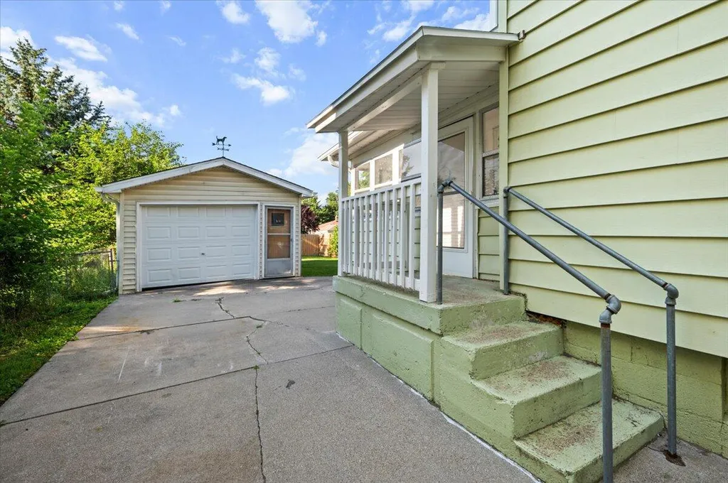 1110 Sibley Street NW Grand Rapids City MI 49504