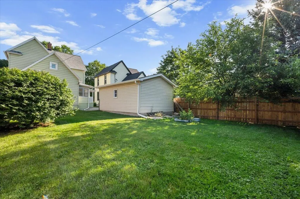 1110 Sibley Street NW Grand Rapids City MI 49504