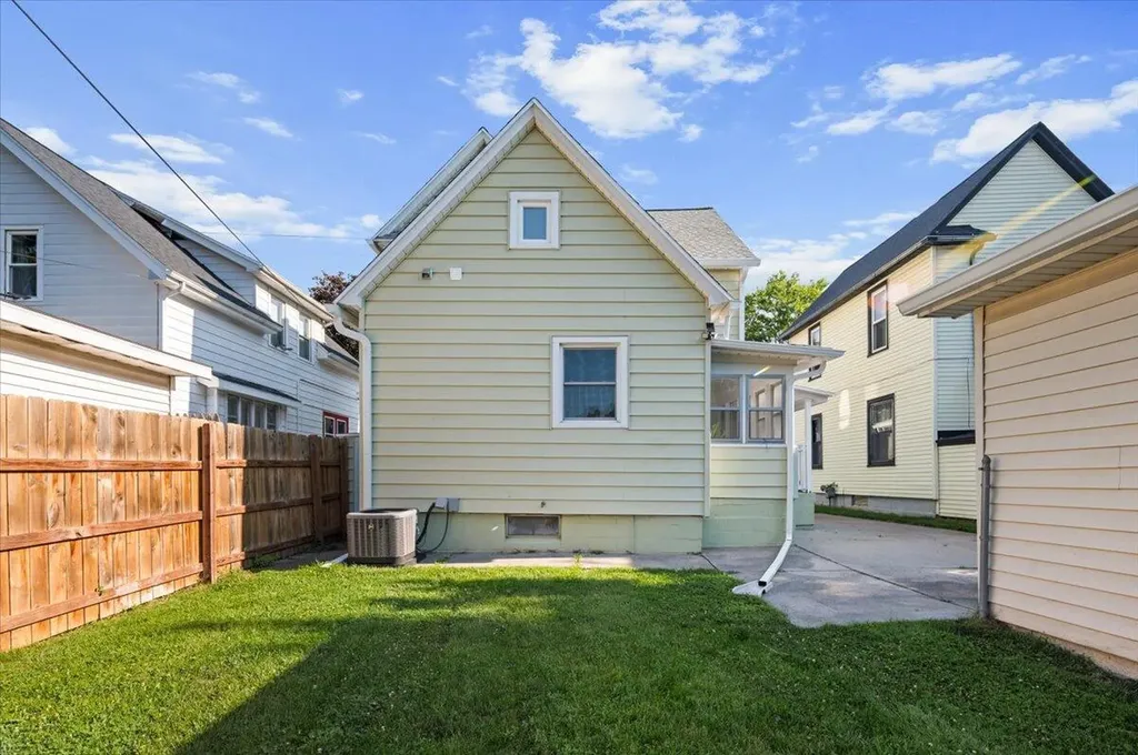 1110 Sibley Street NW Grand Rapids City MI 49504