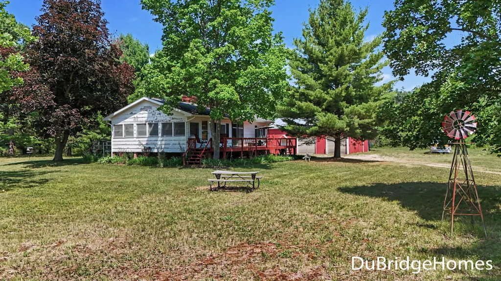 8347 E 62nd Street Croton Township MI 49337