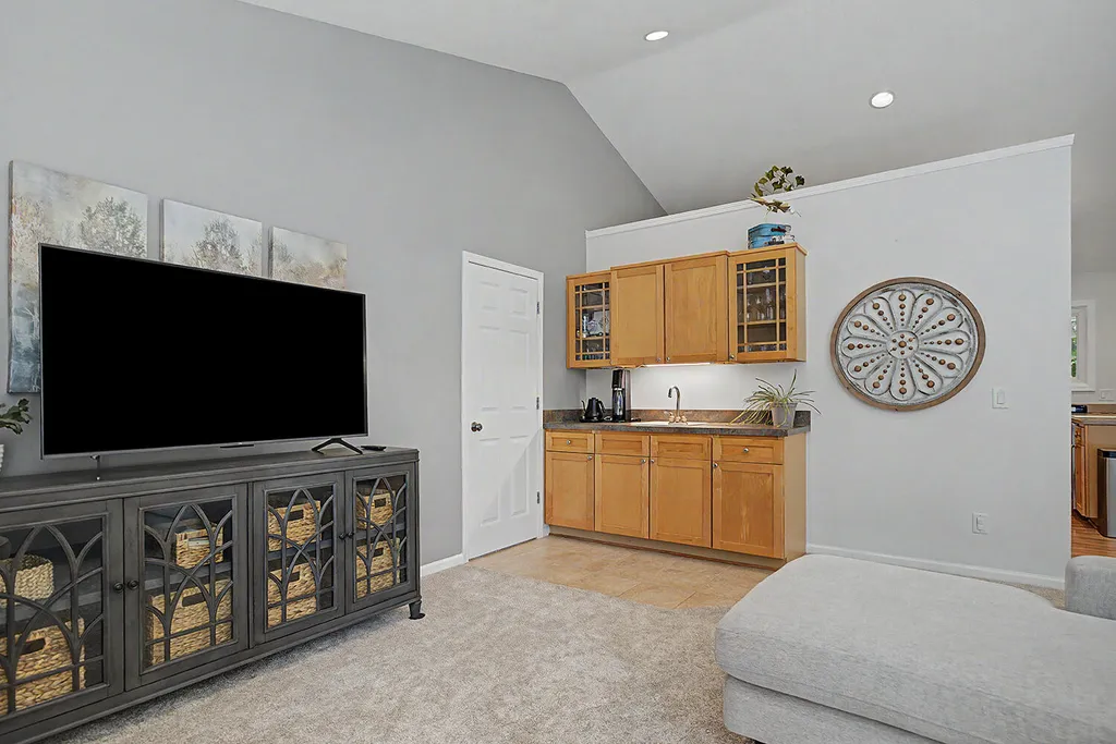 3100 Natures Place Drive SE Lowell Charter Township MI 49331