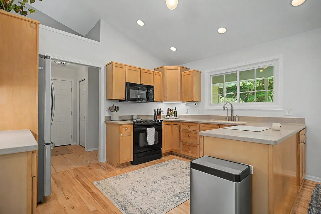 3100 Natures Place Drive SE Lowell Charter Township MI 49331