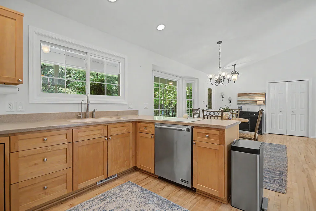 3100 Natures Place Drive SE Lowell Charter Township MI 49331